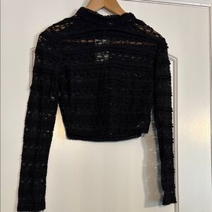NWT H&M Black Lace Long Sleeve Crop Blouse Size Small